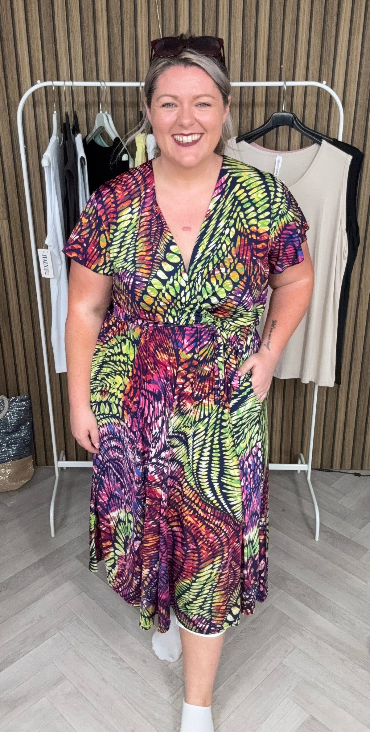 Magic dress- Amazon