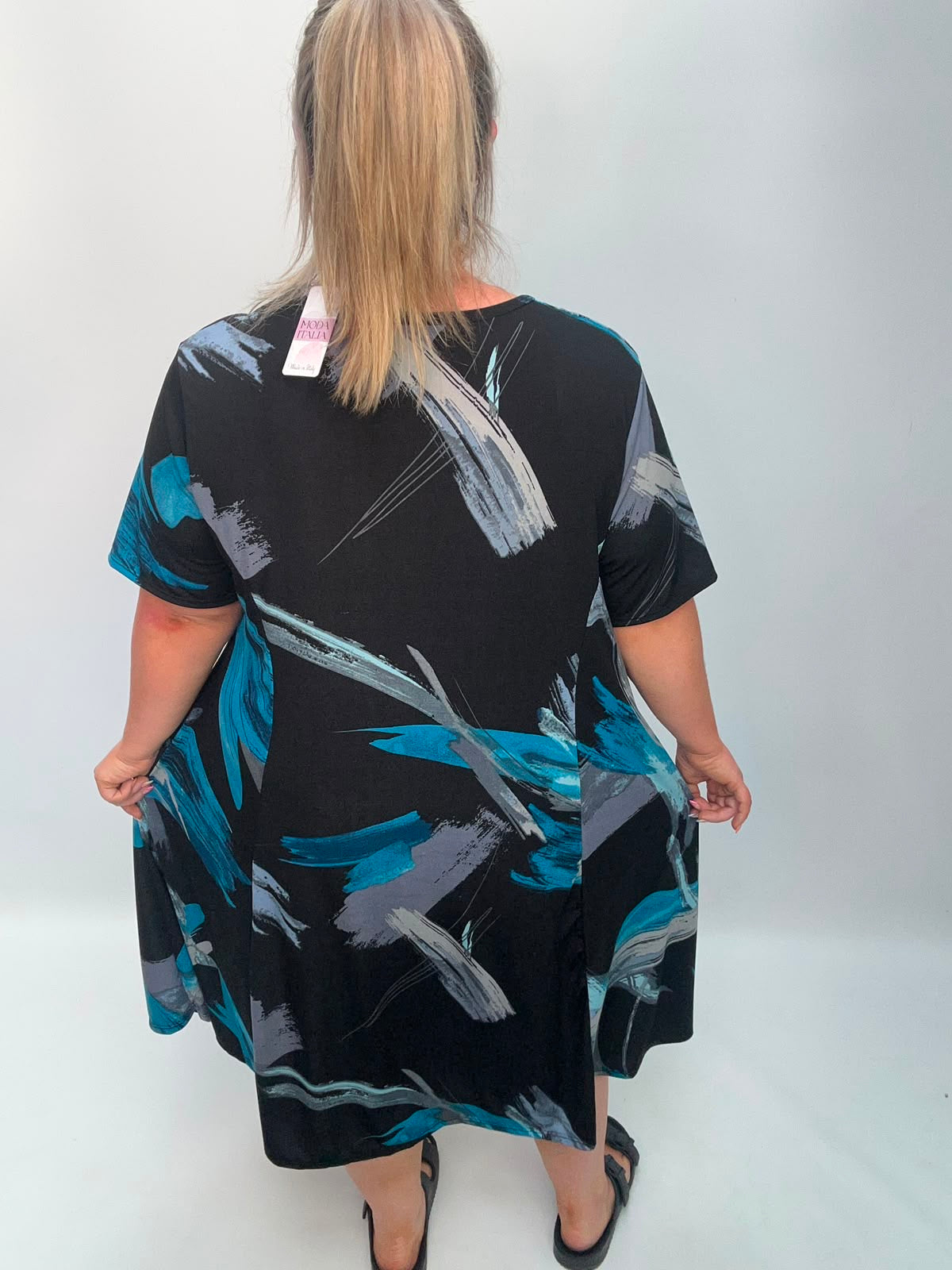 Straight magic dress