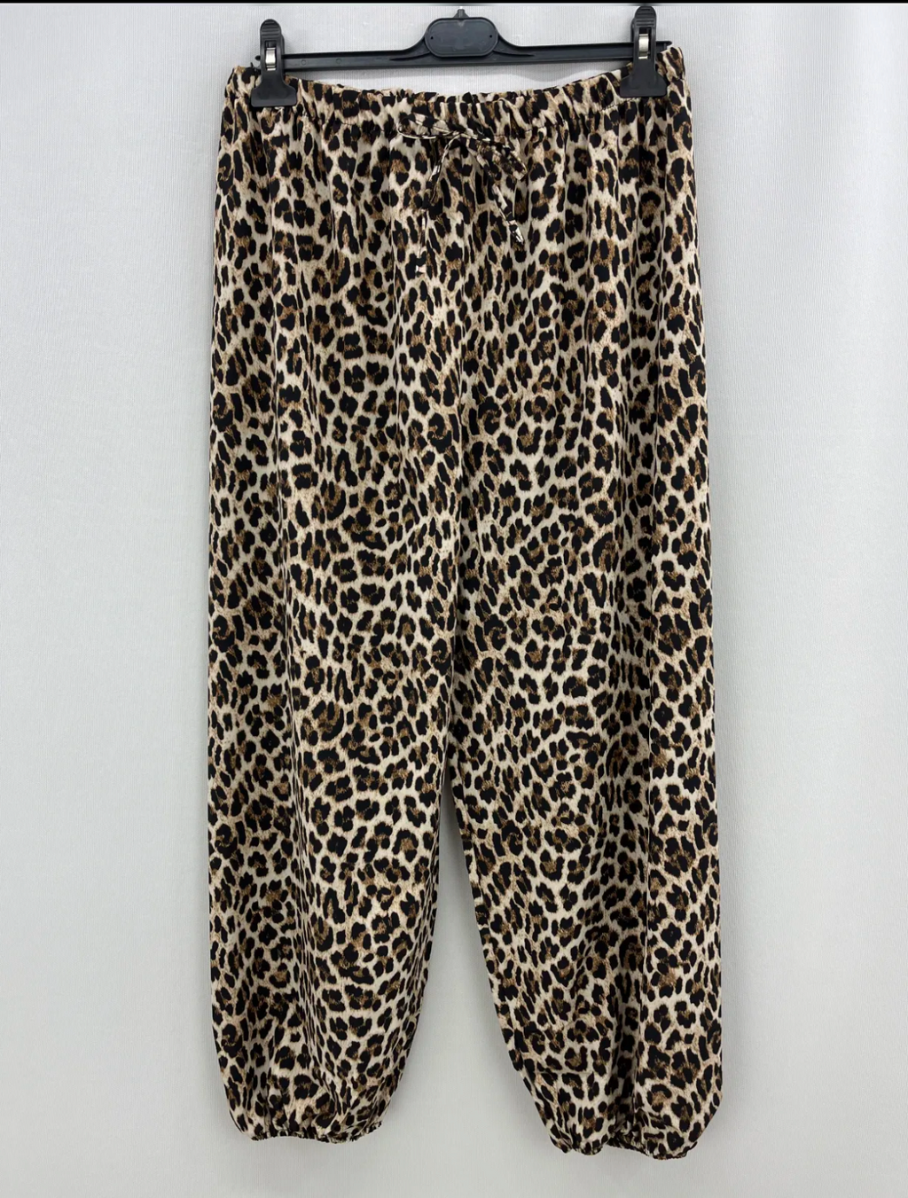 Cuffed animal print
