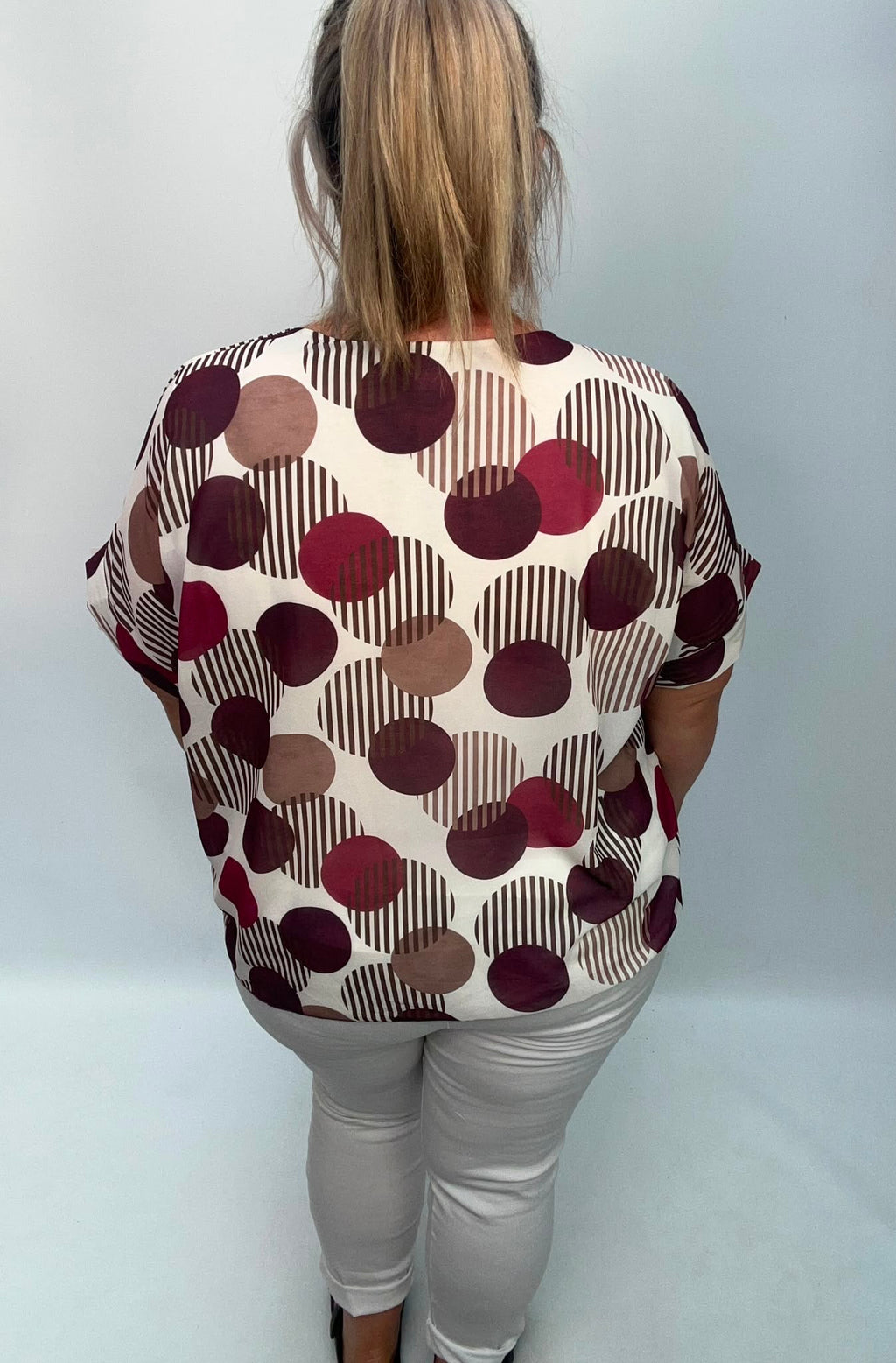 Circle top