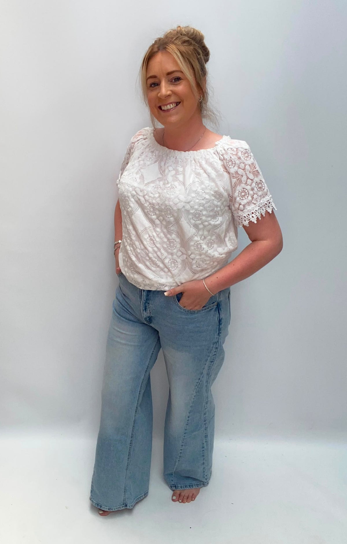 Barrel style jeans