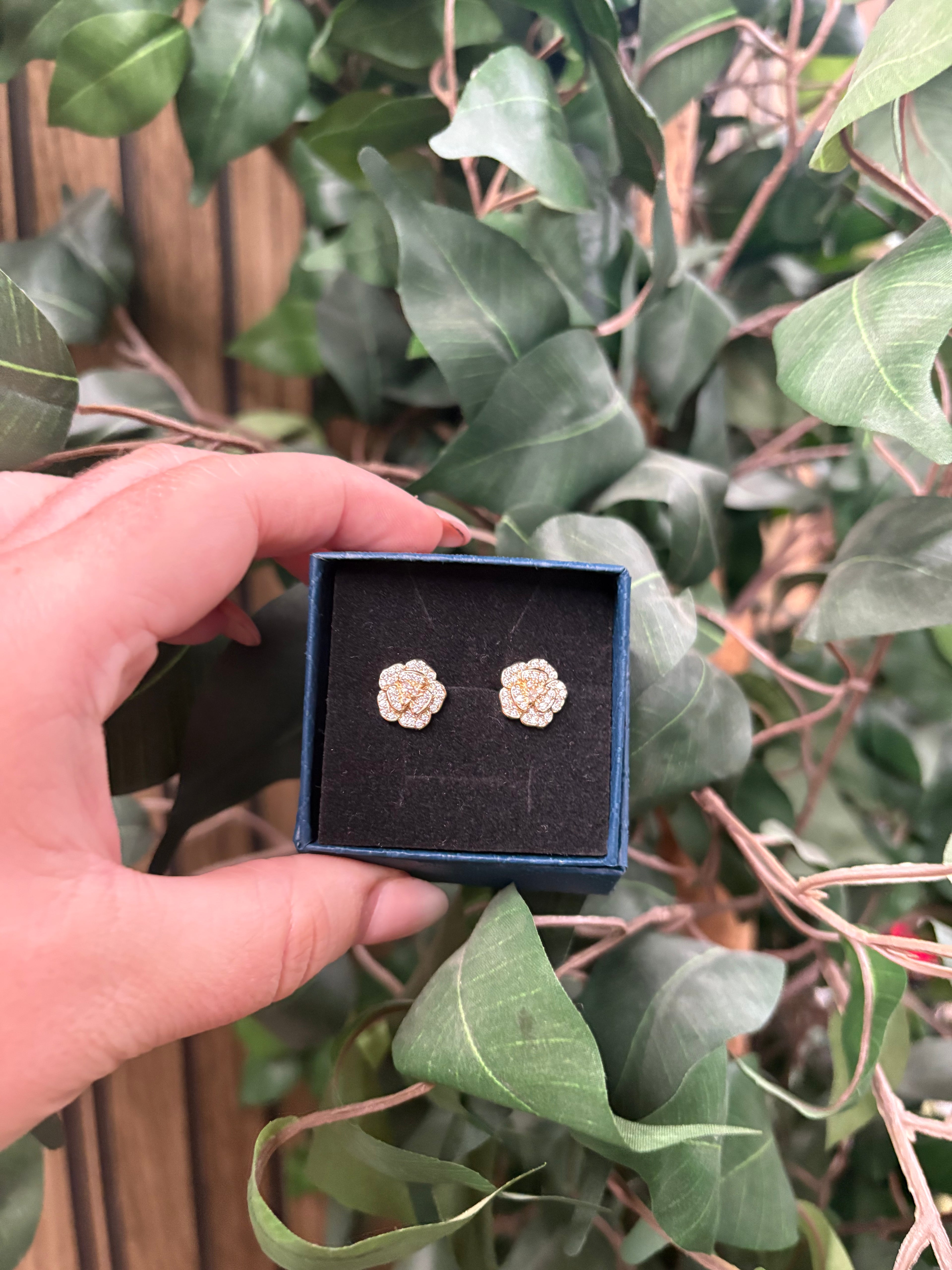 Rose earrings