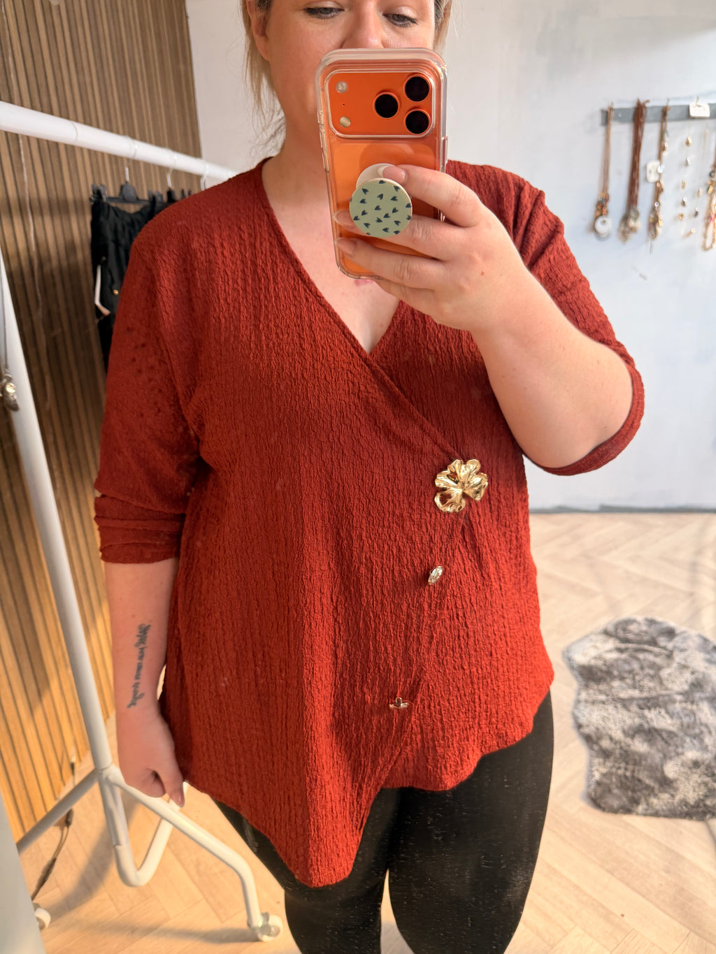 Georgia top