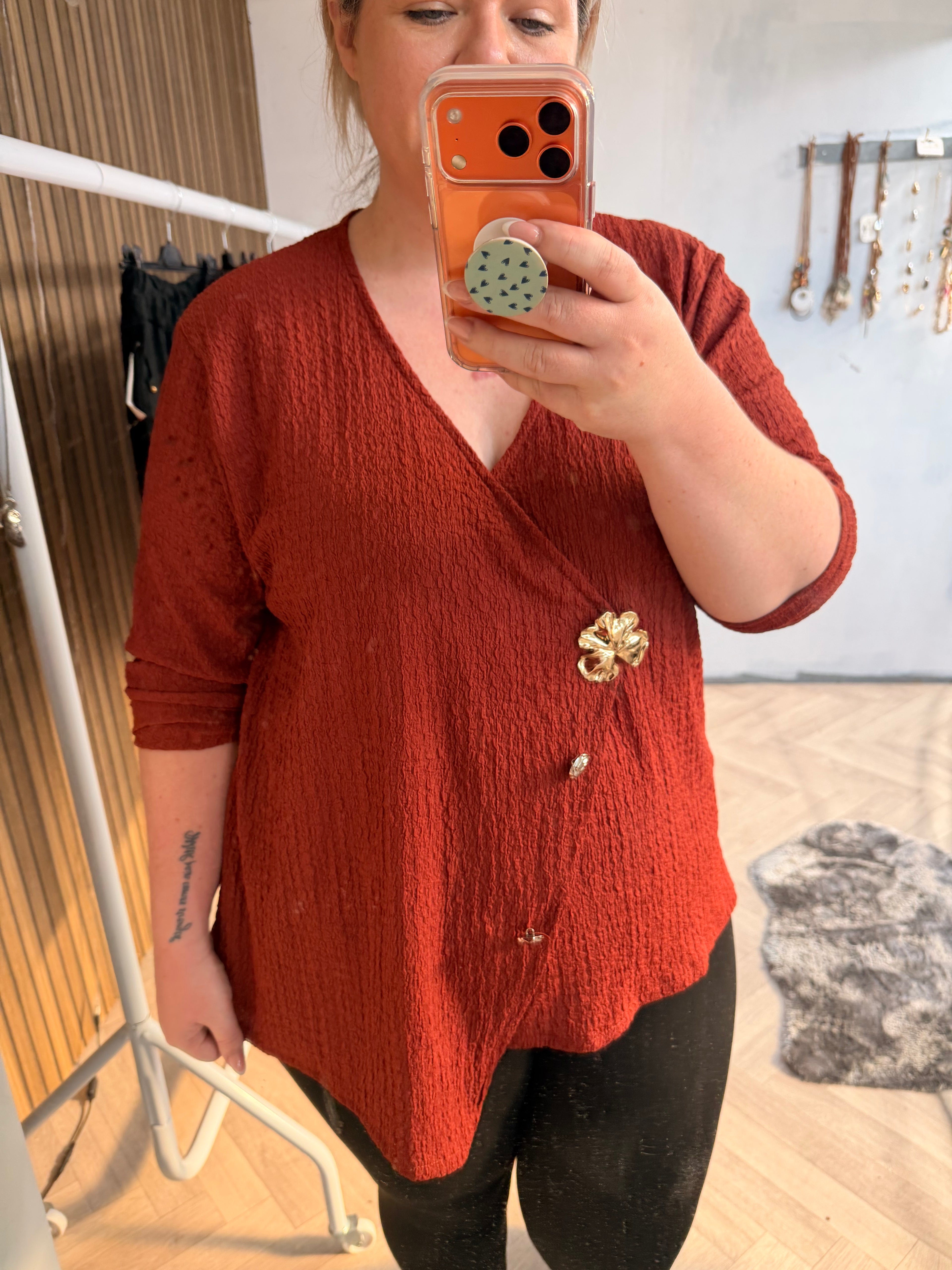 Georgia top